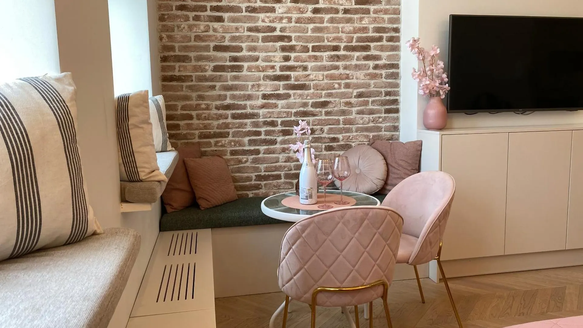Royal Rose Apartment - Old Town Krakow